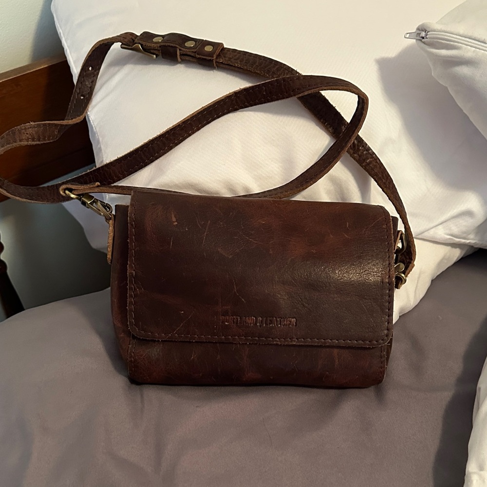 Portland Leather metro mini in badlands Leather Bag 🦄 color